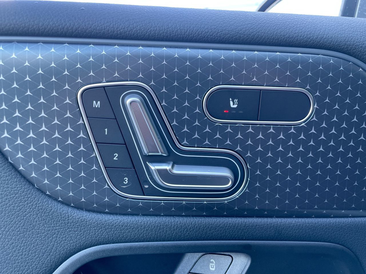 2025 Mercedes-Benz EQB in Richmond, British Columbia