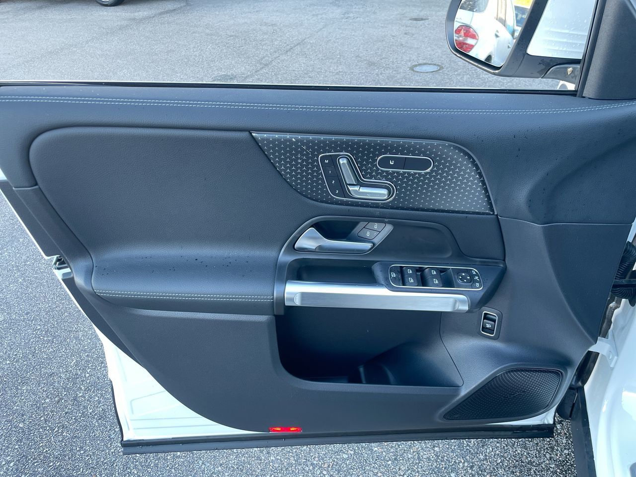 2025 Mercedes-Benz EQB in Richmond, British Columbia