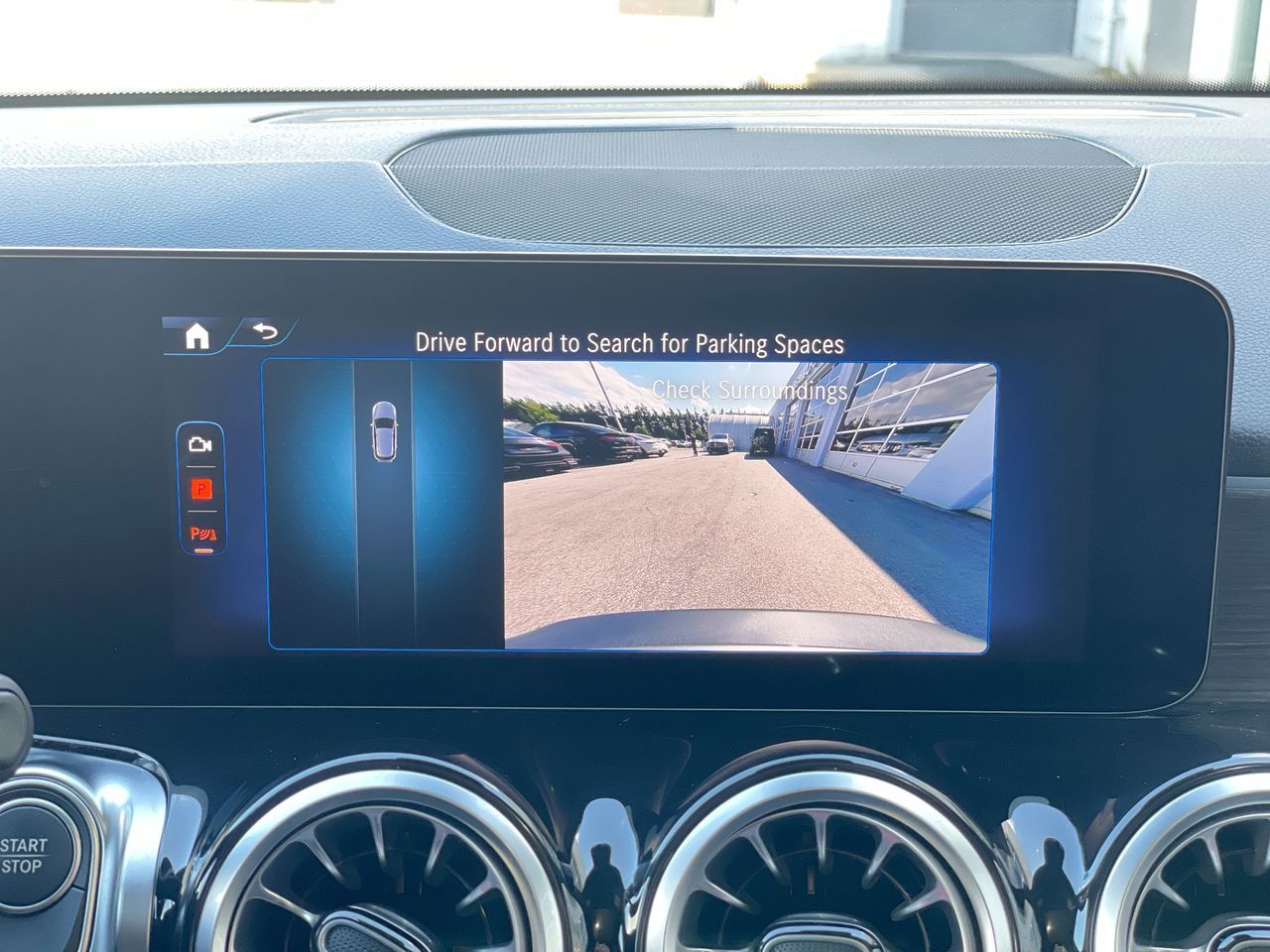 2025 Mercedes-Benz EQB300