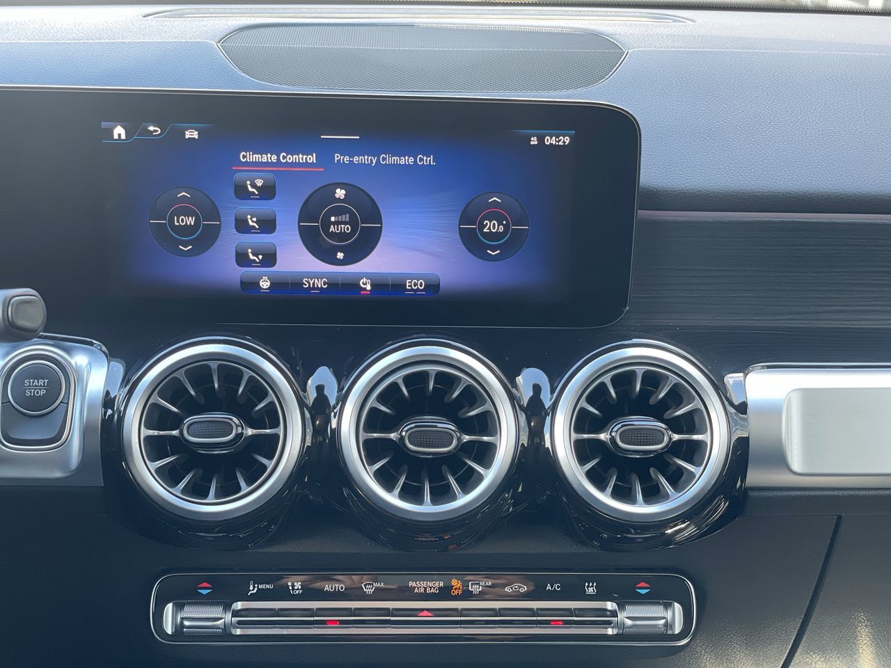 2025 Mercedes-Benz EQB300