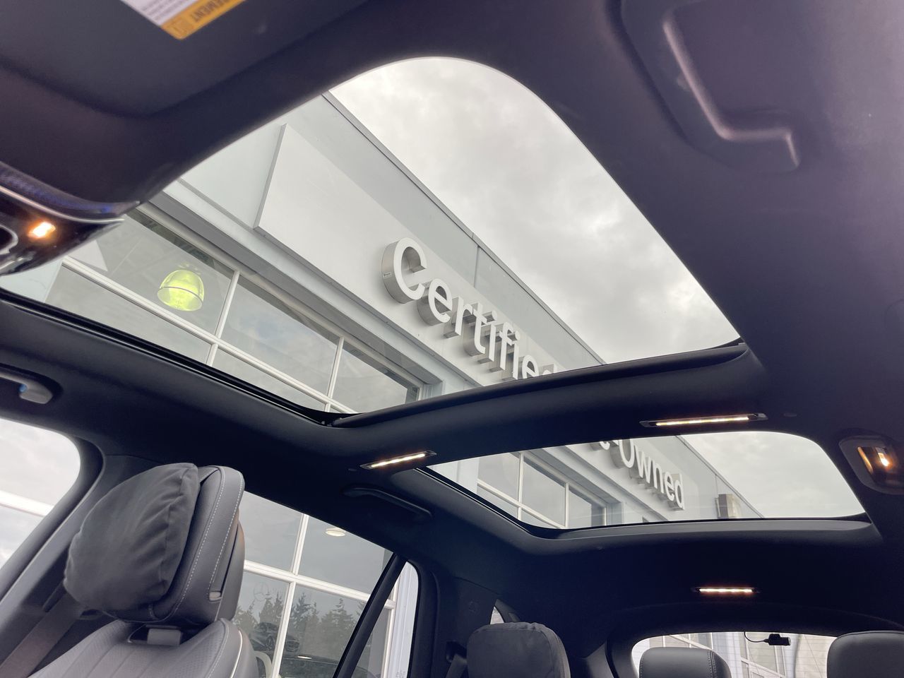 2023 Mercedes-Benz EQS450