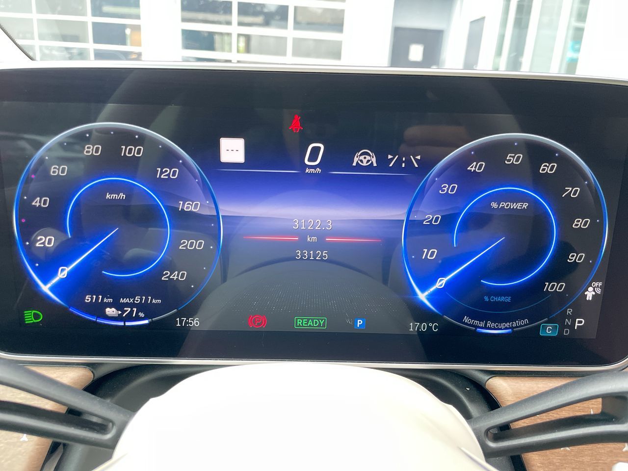 2023 Mercedes-Benz EQS450