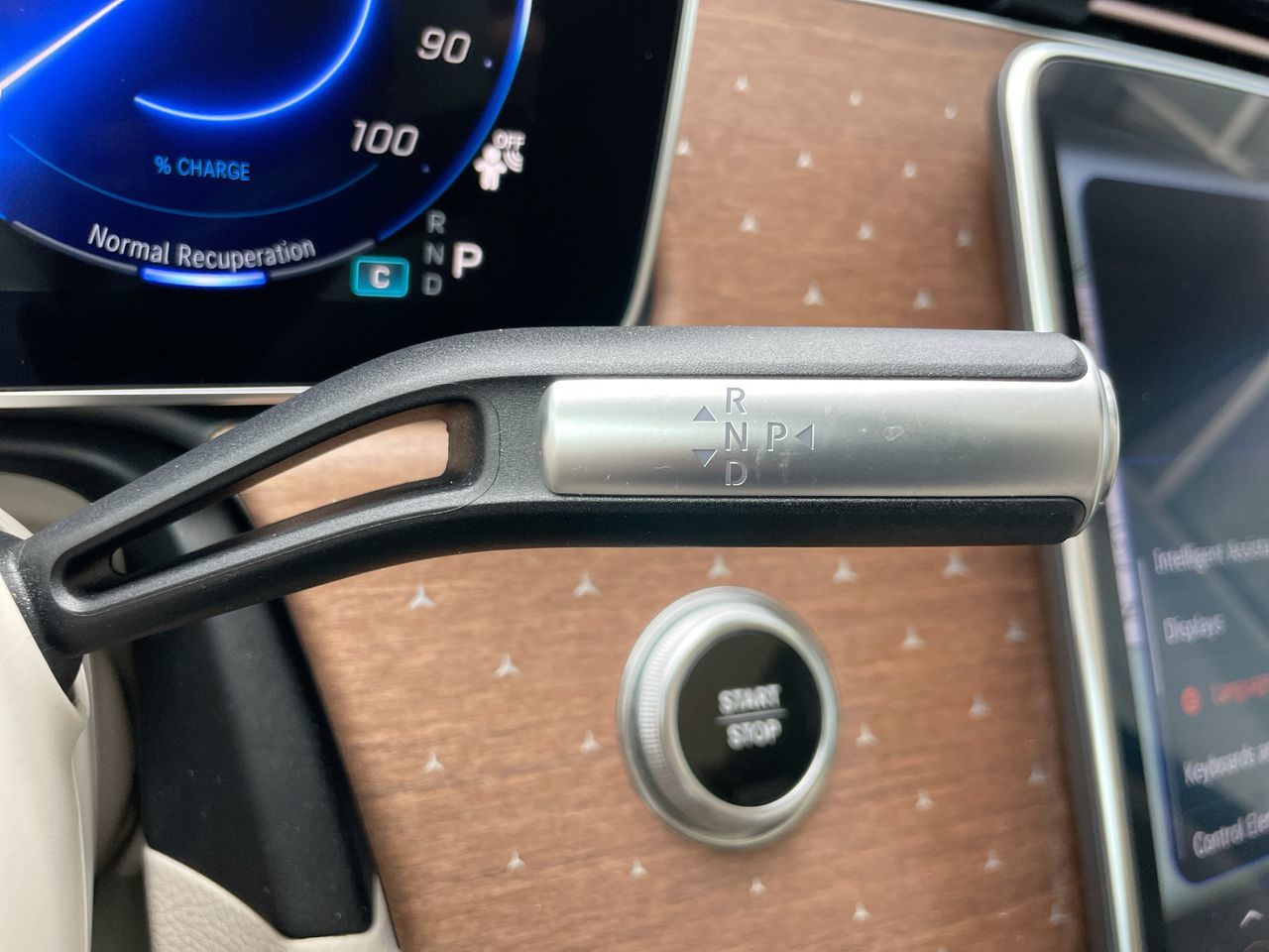 2023 Mercedes-Benz EQS450