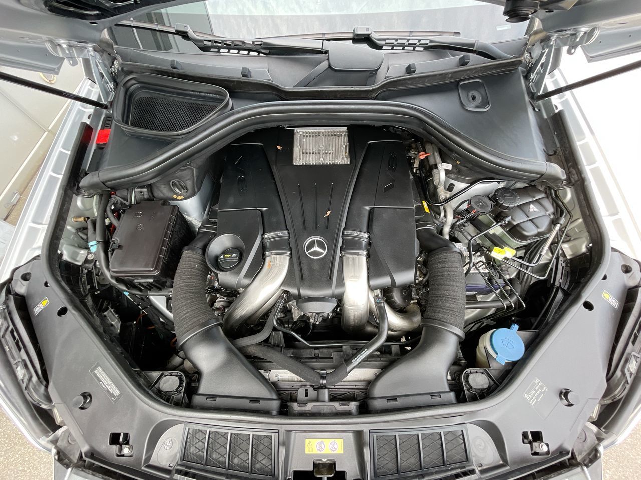 2013 Mercedes-Benz GL550 in Richmond, British Columbia