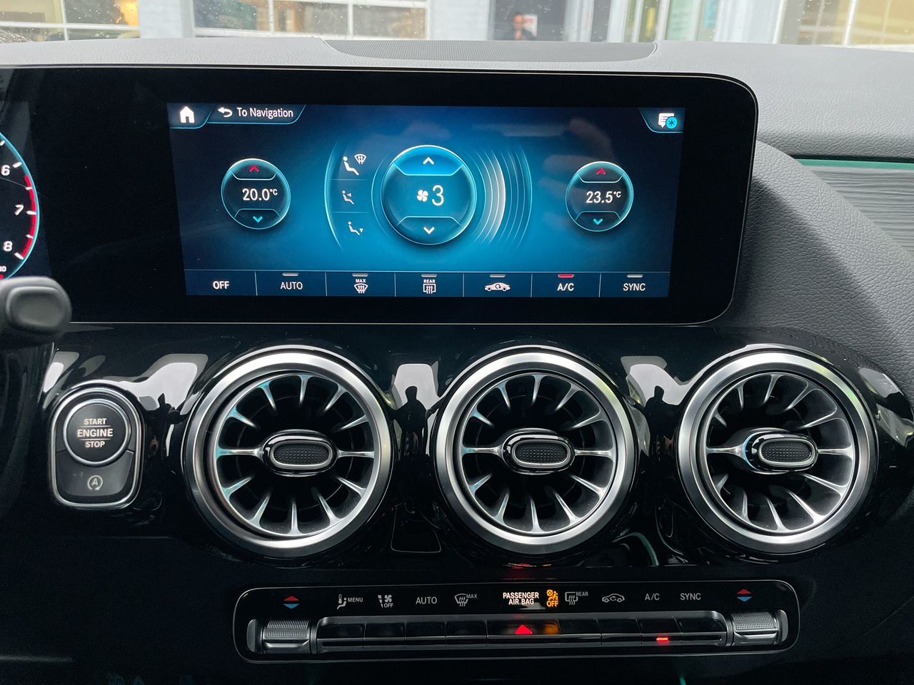 2022 Mercedes-Benz GLA250 in Richmond, British Columbia