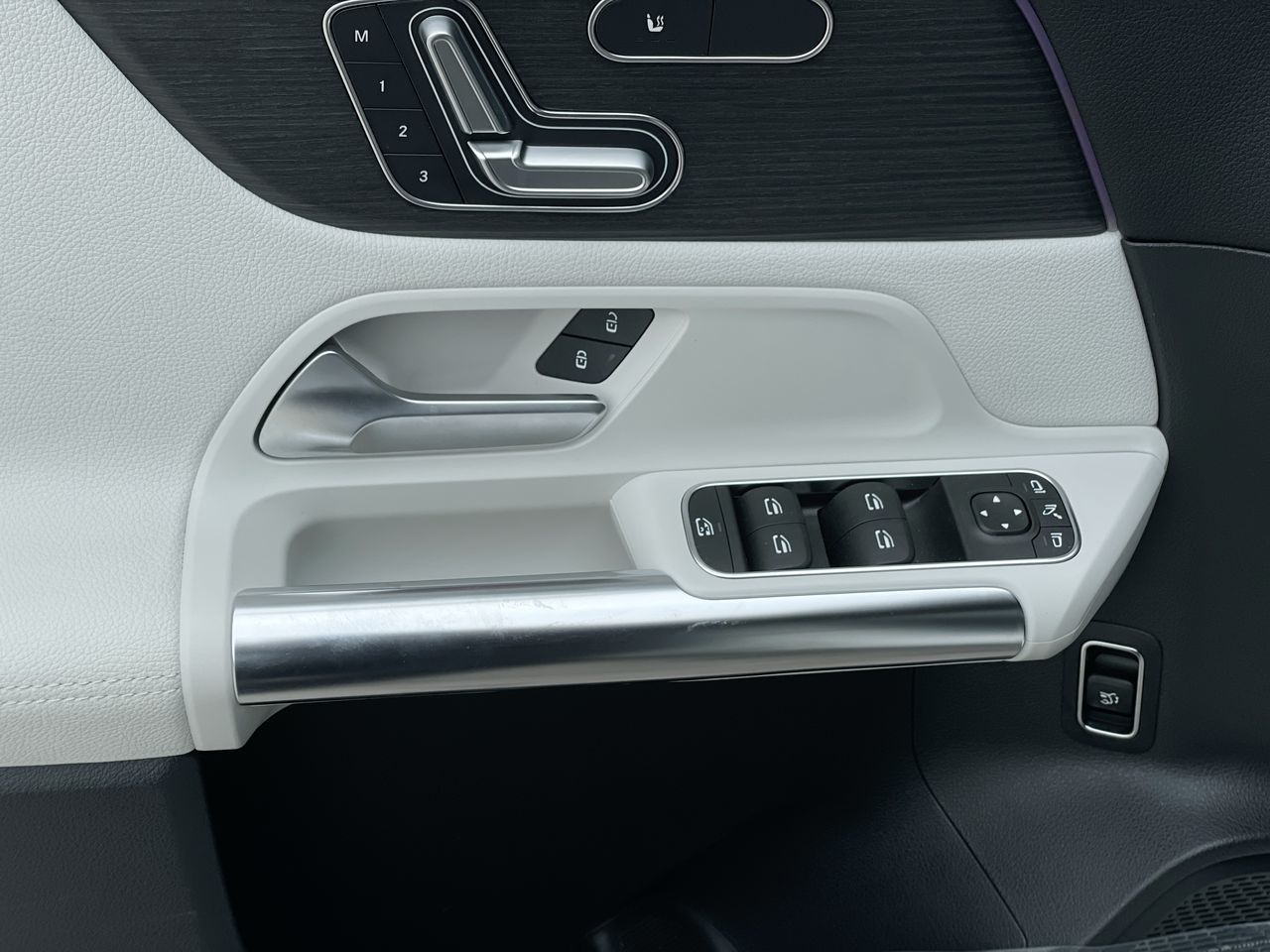 2022 Mercedes-Benz GLA250