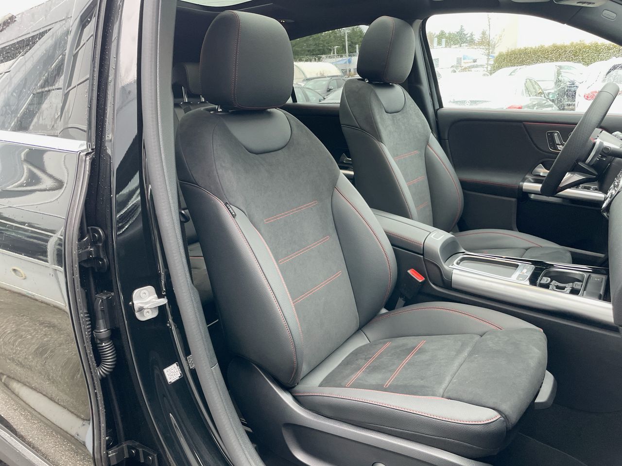 Mercedes-Benz GLA250  2025 à Richmond, Colombie-Britannique