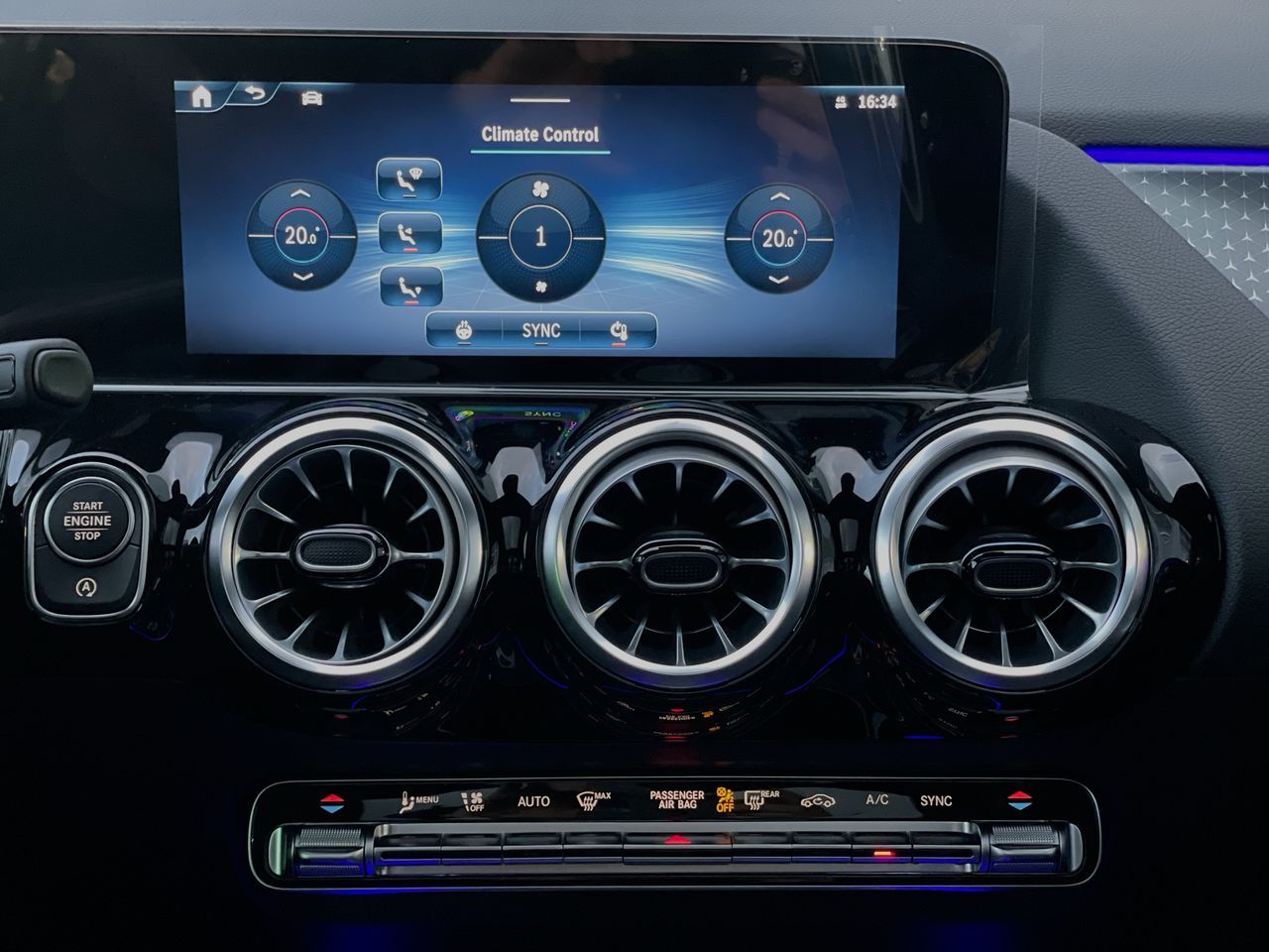 2025 Mercedes-Benz GLA250 in Richmond, British Columbia