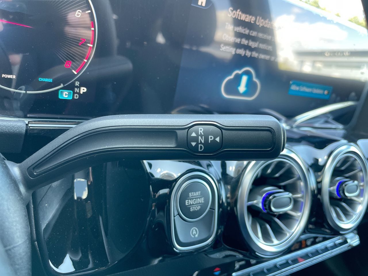 2025 Mercedes-Benz GLA