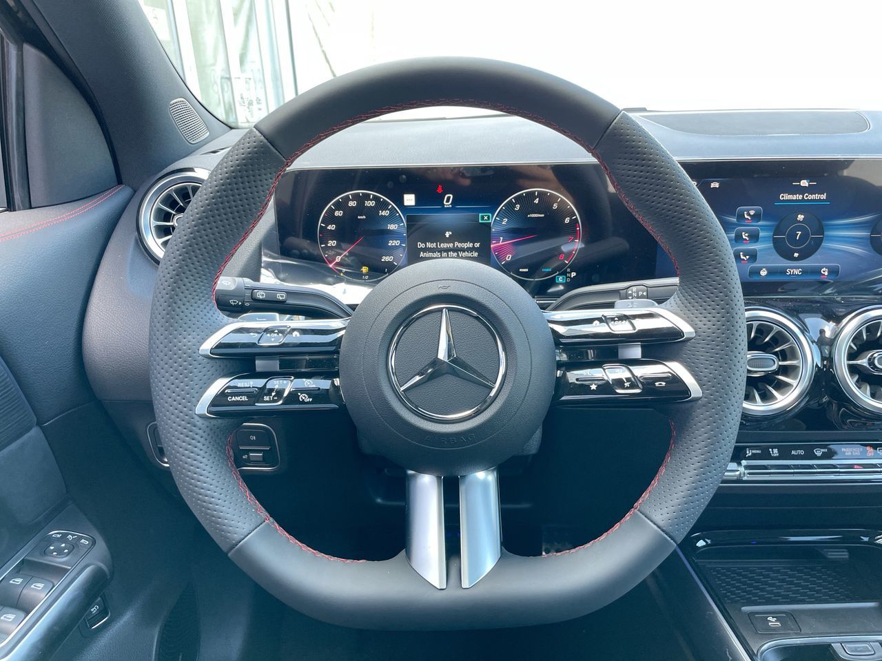 2025 Mercedes-Benz GLA