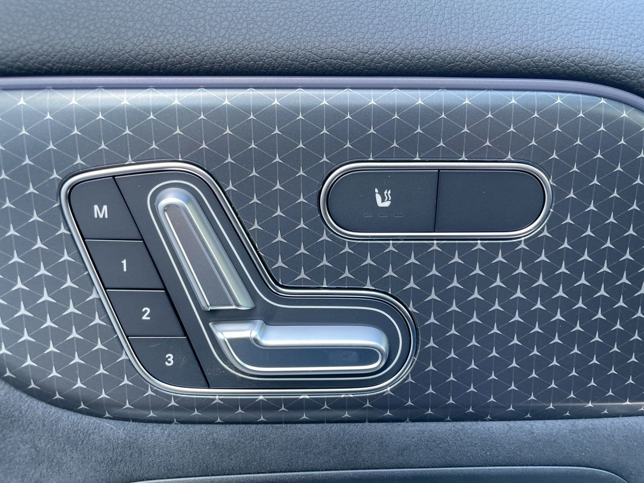 2025 Mercedes-Benz GLA