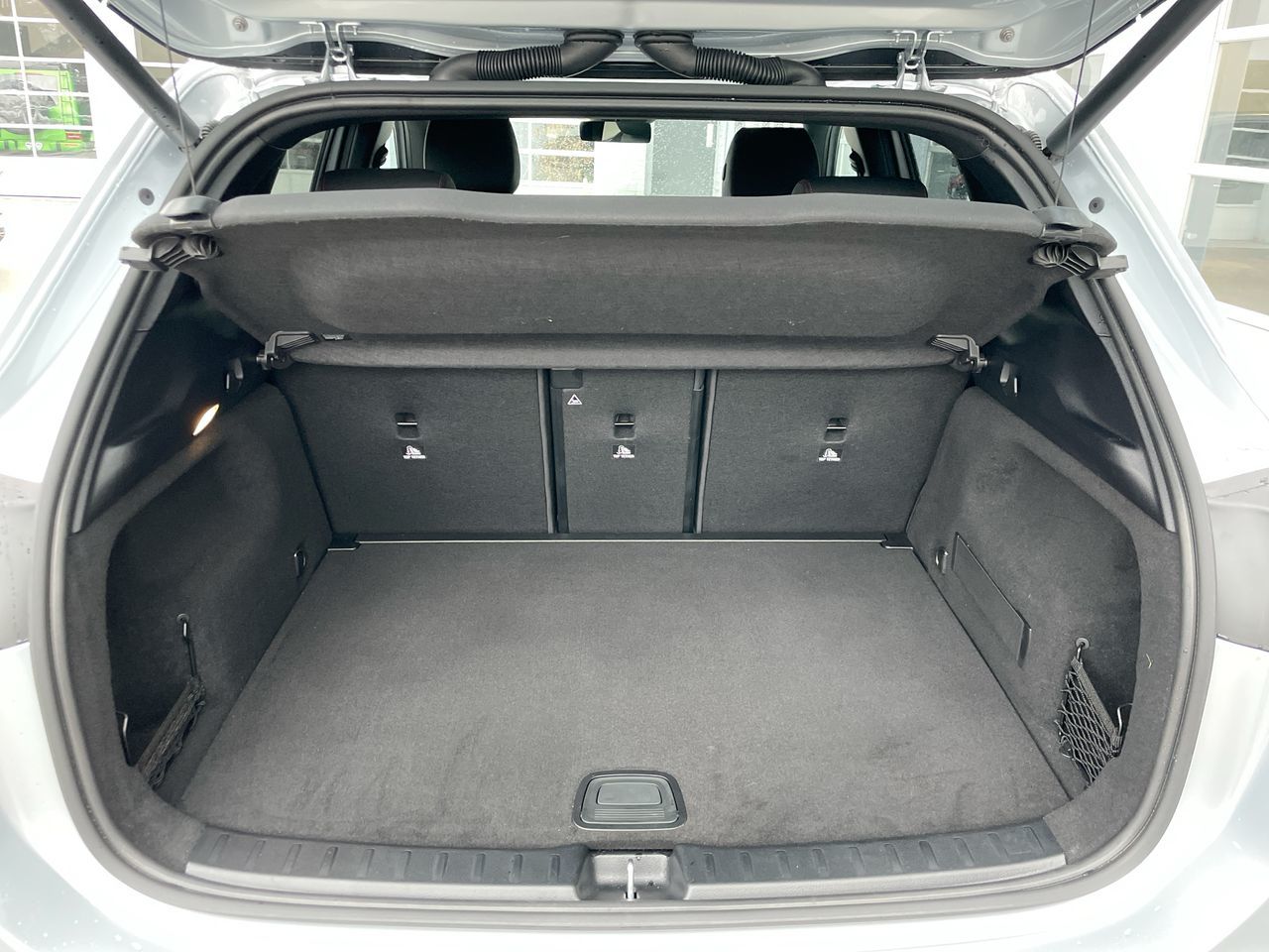 2025 Mercedes-Benz GLA250