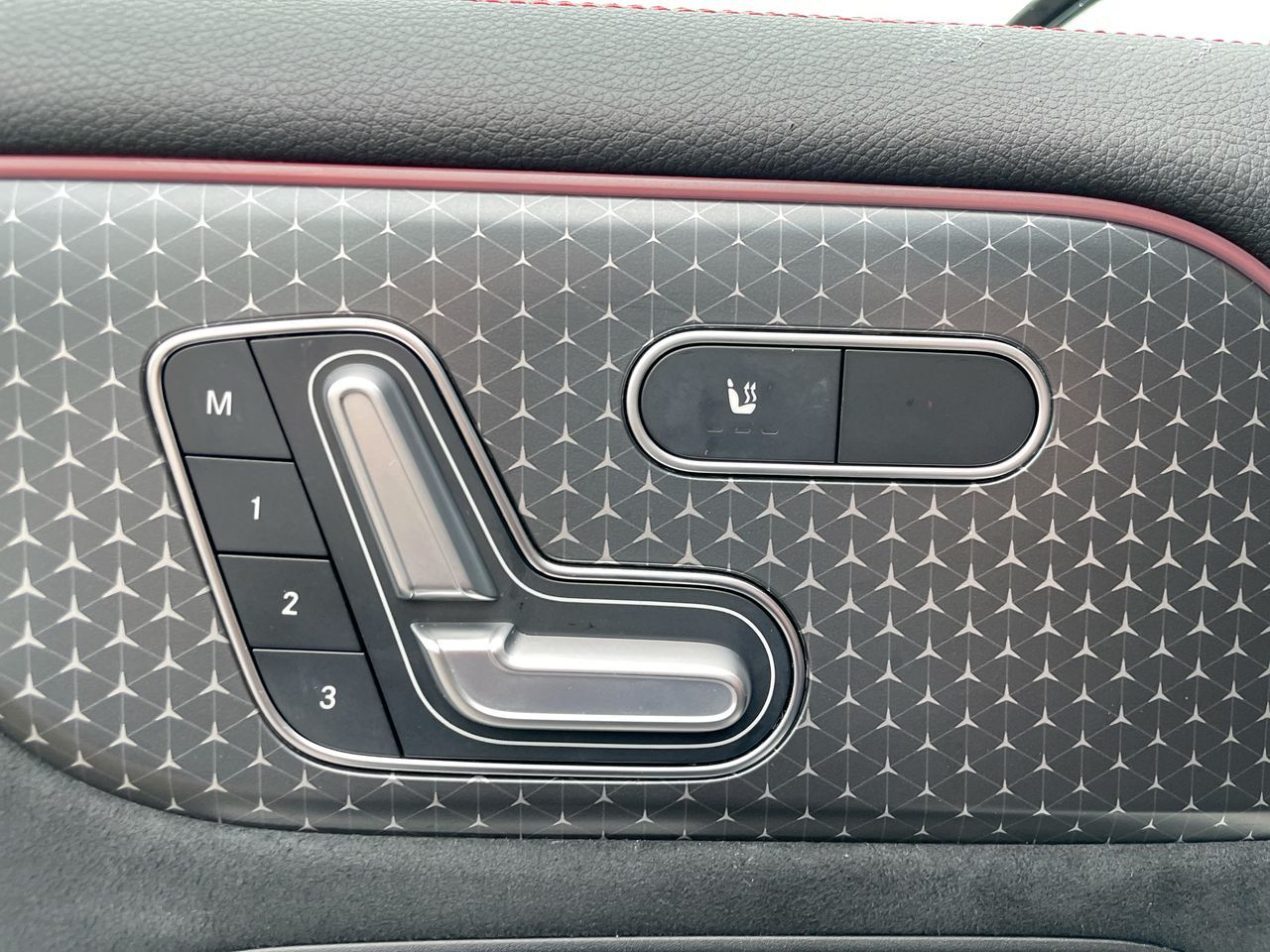 2025 Mercedes-Benz GLA250