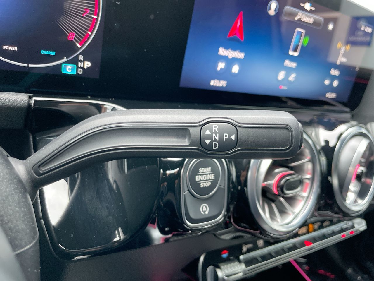 2025 Mercedes-Benz GLA250