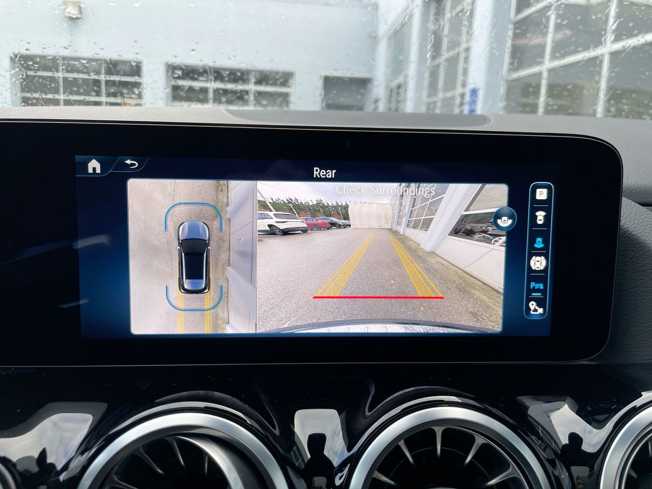 2025 Mercedes-Benz GLA250