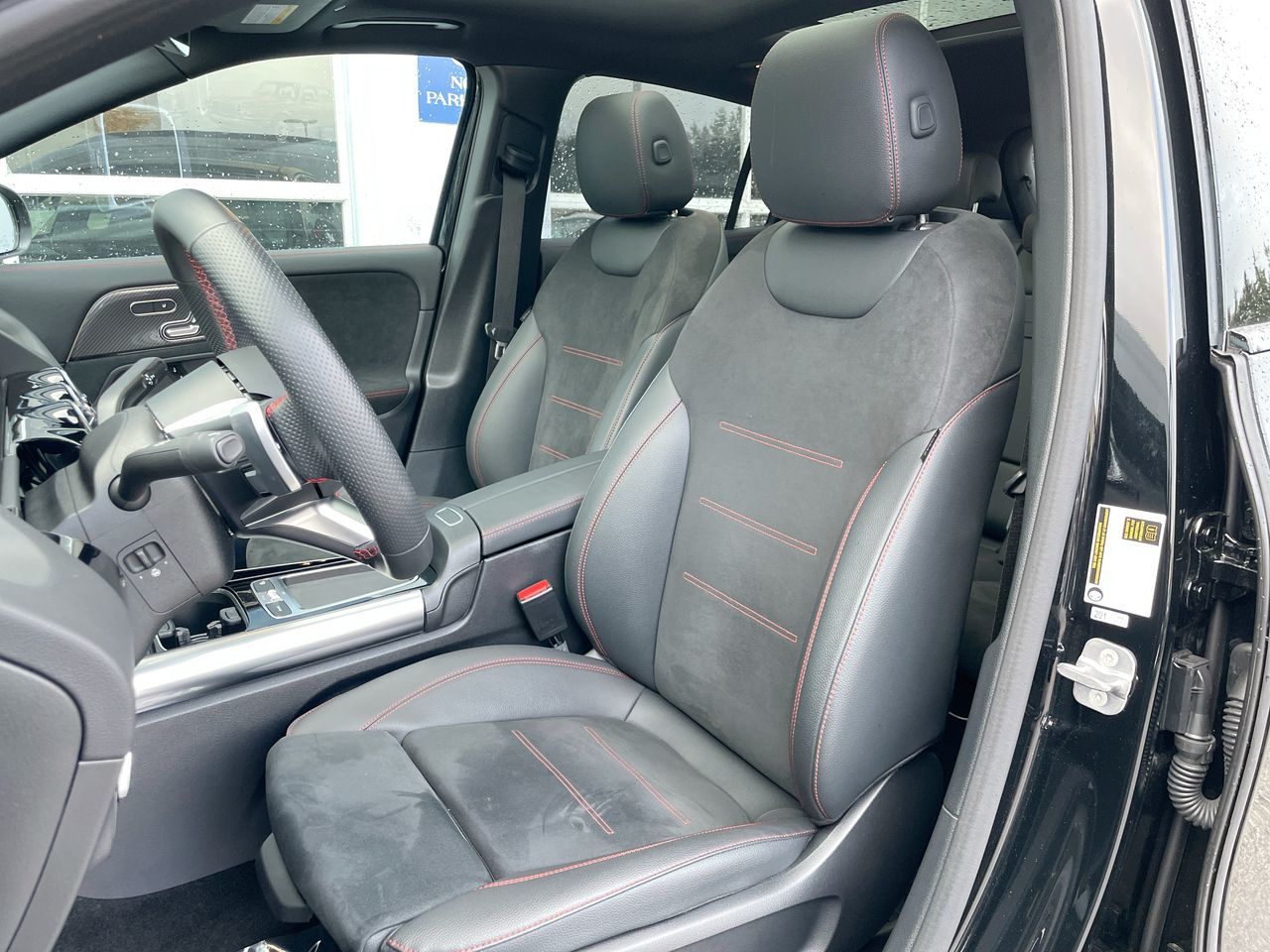 2025 Mercedes-Benz GLA250