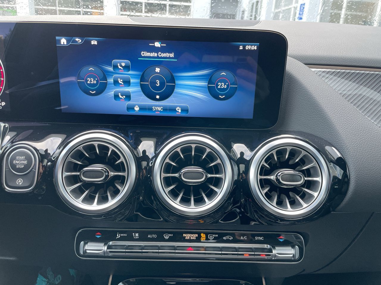 2025 Mercedes-Benz GLA250