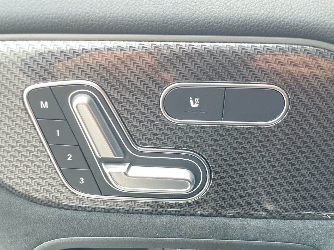 2025 Mercedes-Benz GLA250