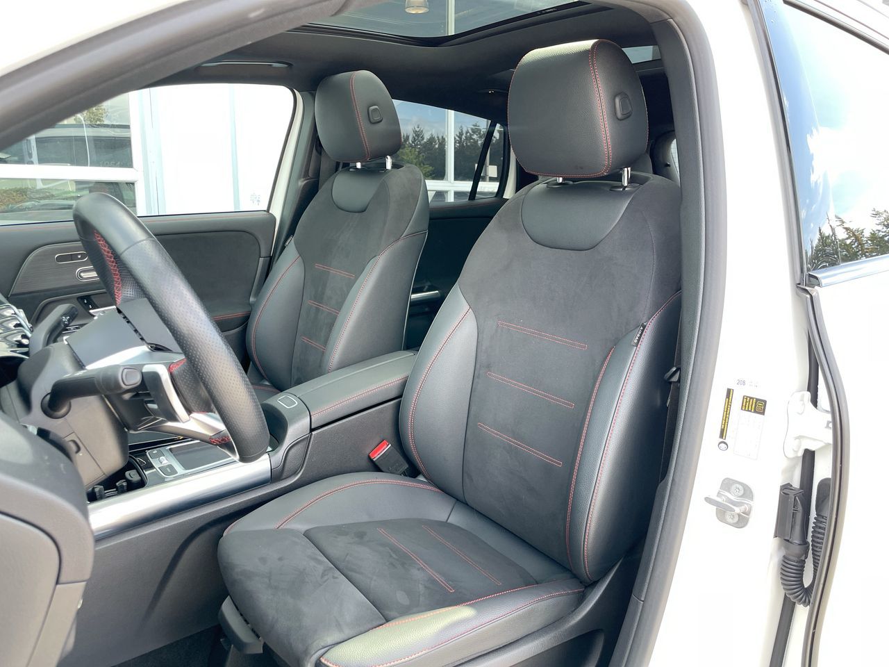 2025 Mercedes-Benz GLA250