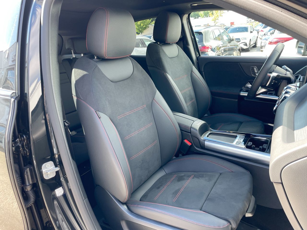 2025 Mercedes-Benz GLA250