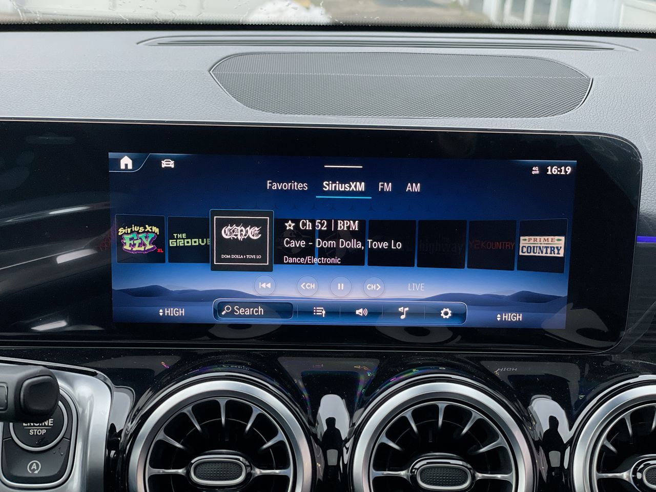 2025 Mercedes-Benz GLB in Richmond, British Columbia