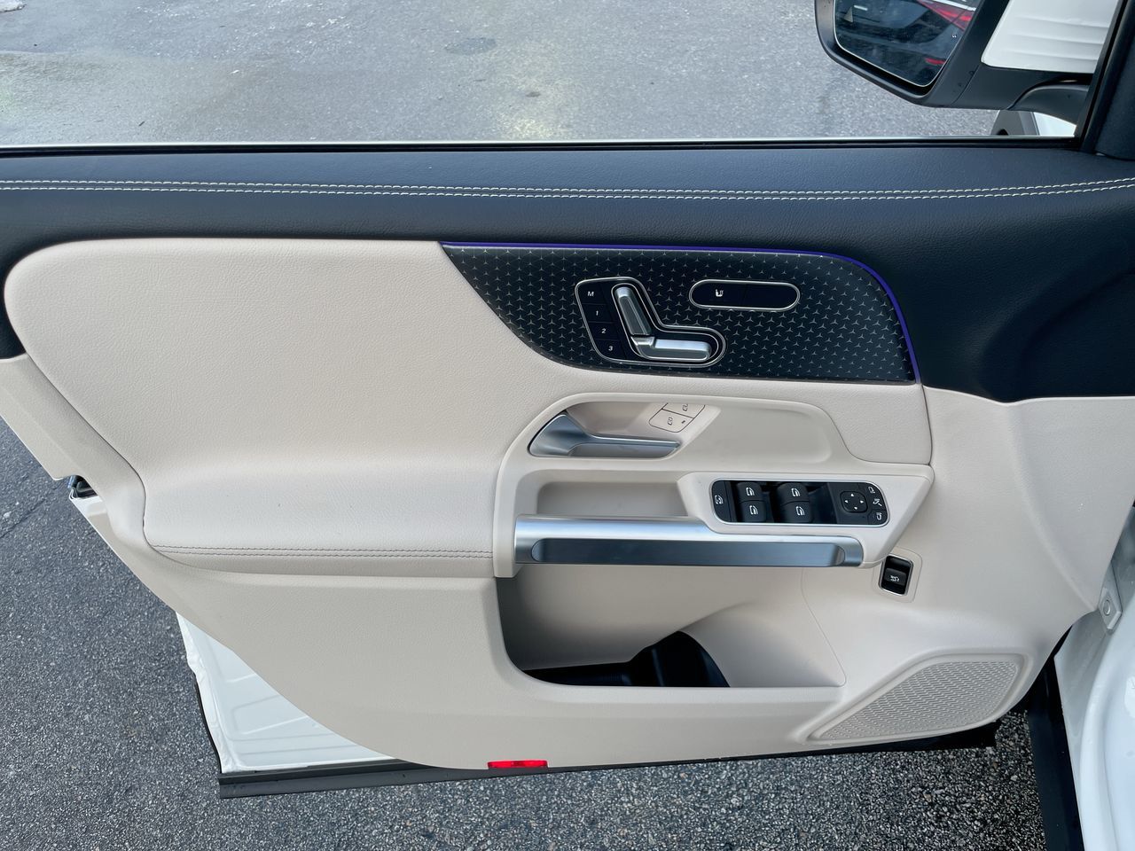 2025 Mercedes-Benz GLB in Richmond, British Columbia