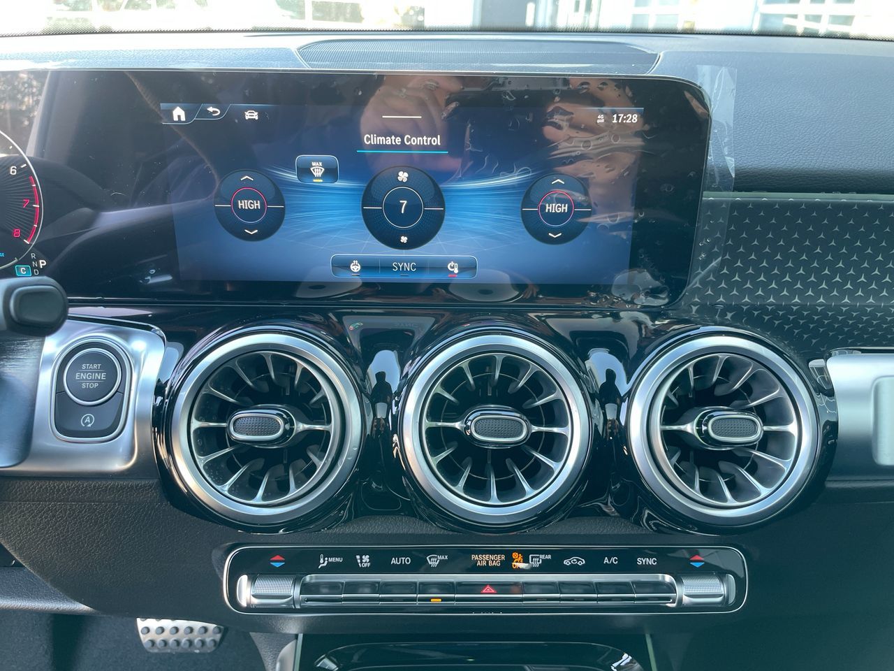 Mercedes-Benz GLB  2025 à Richmond, Colombie-Britannique