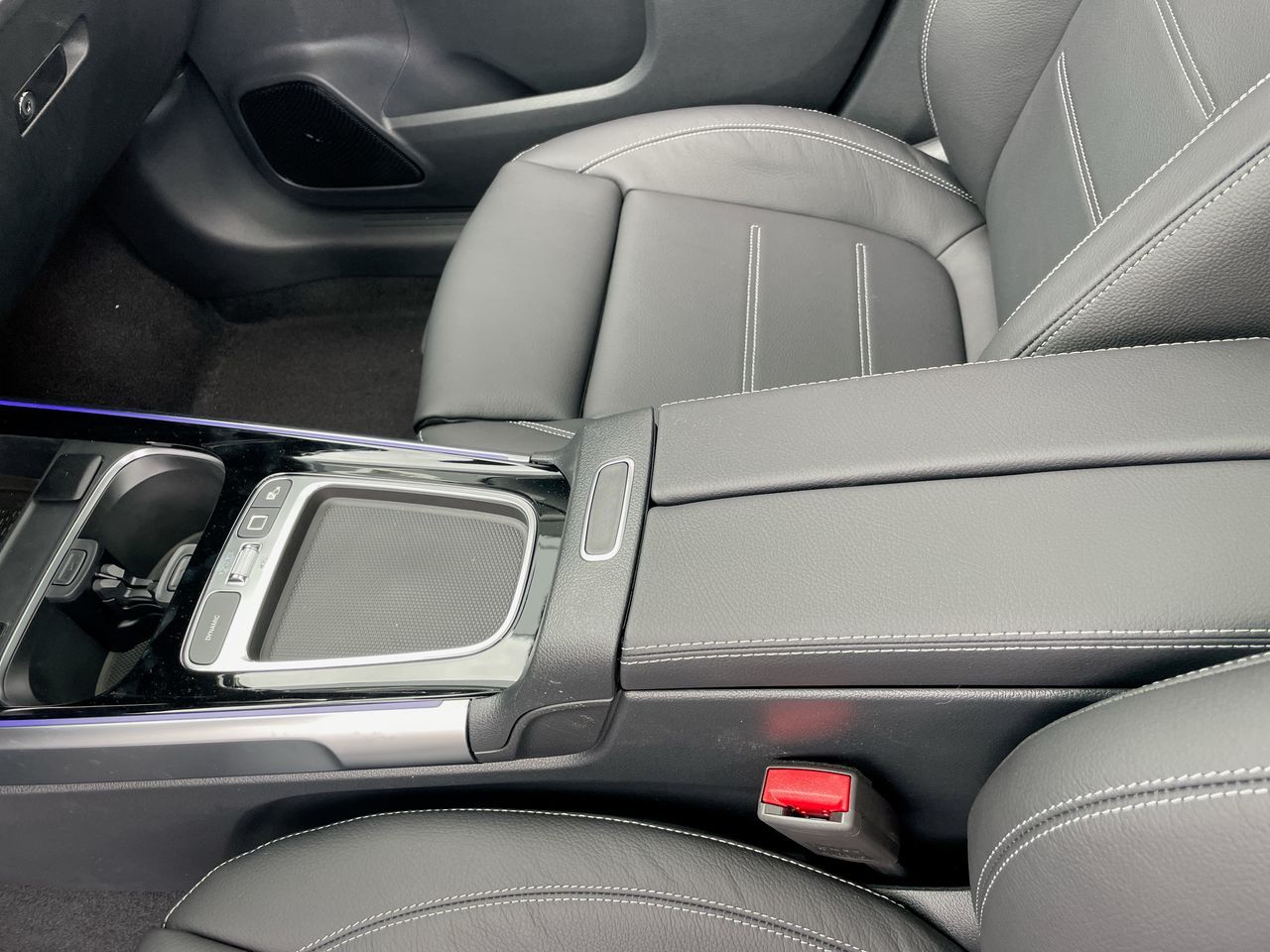 2025 Mercedes-Benz GLB in Richmond, British Columbia