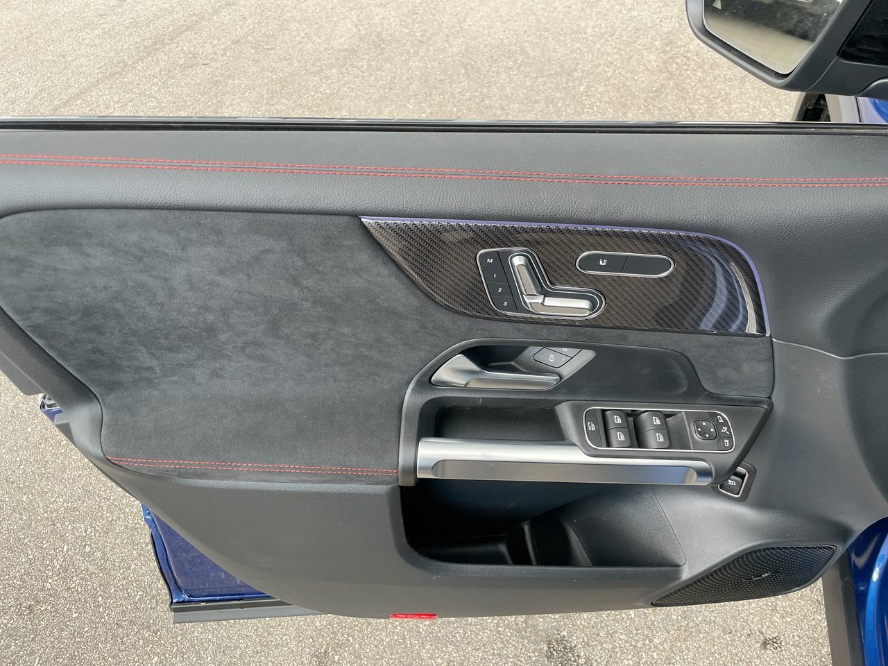 2025 Mercedes-Benz GLB in Richmond, British Columbia
