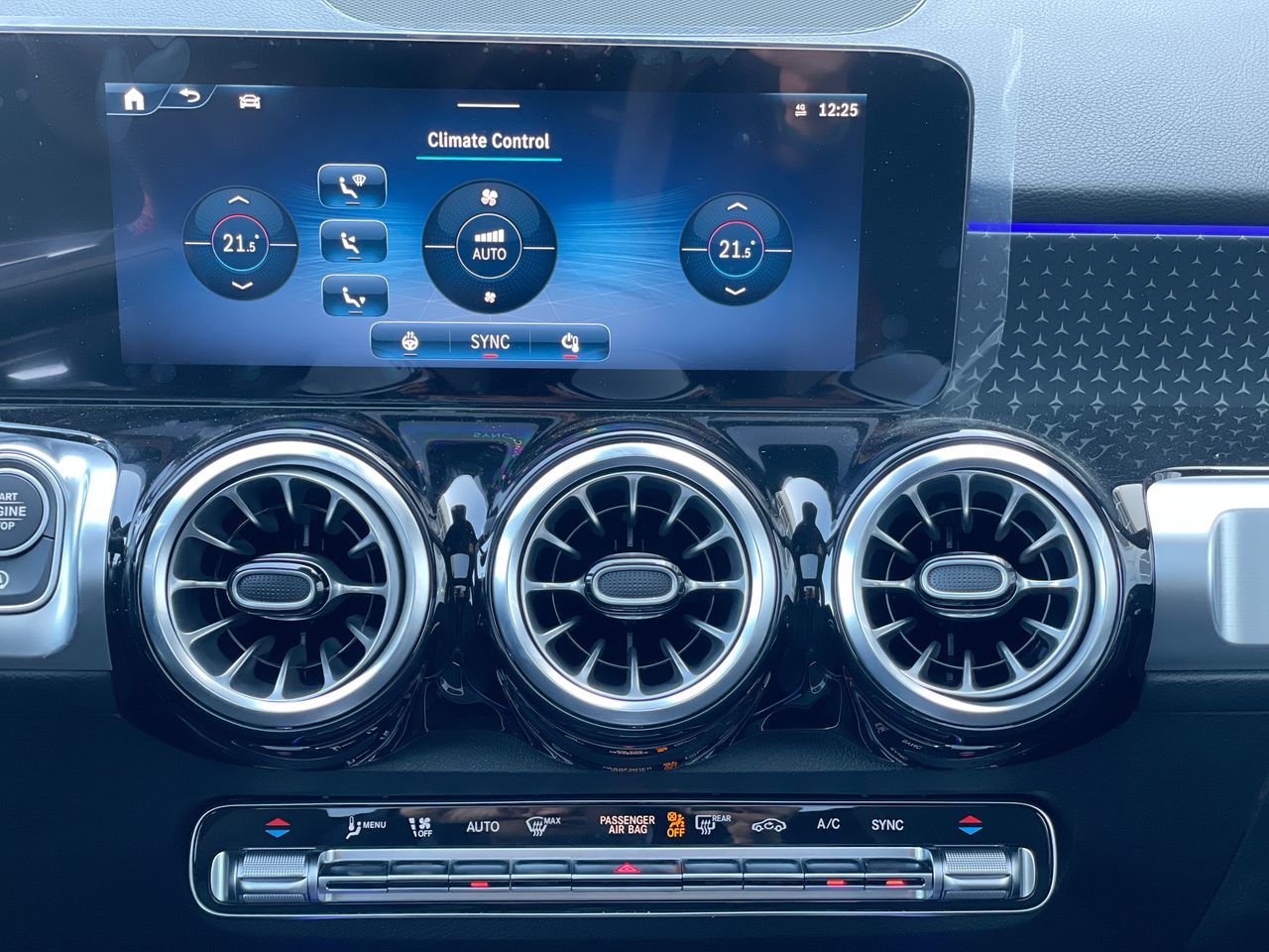 2025 Mercedes-Benz GLB in Richmond, British Columbia