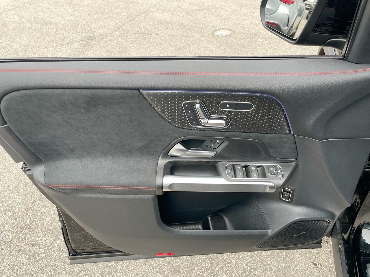 2025 Mercedes-Benz GLB in Richmond, British Columbia