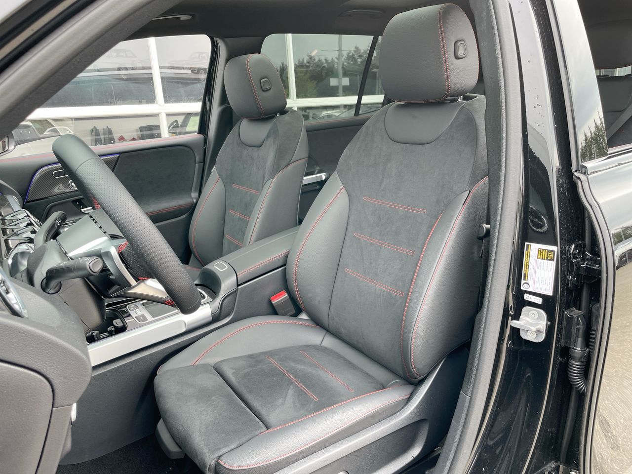 2025 Mercedes-Benz GLB in Richmond, British Columbia