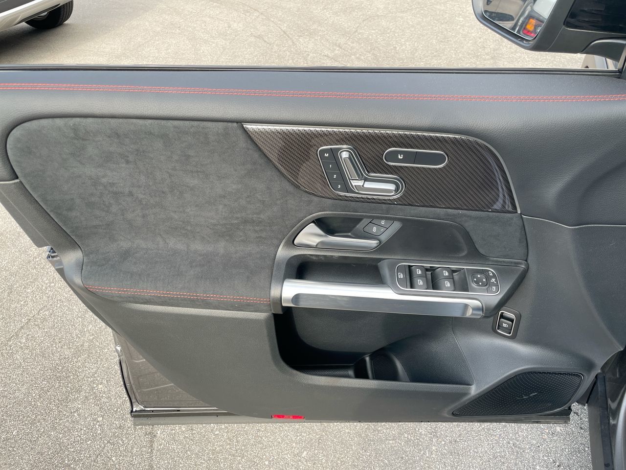 Mercedes-Benz GLB  2025 à Richmond, Colombie-Britannique