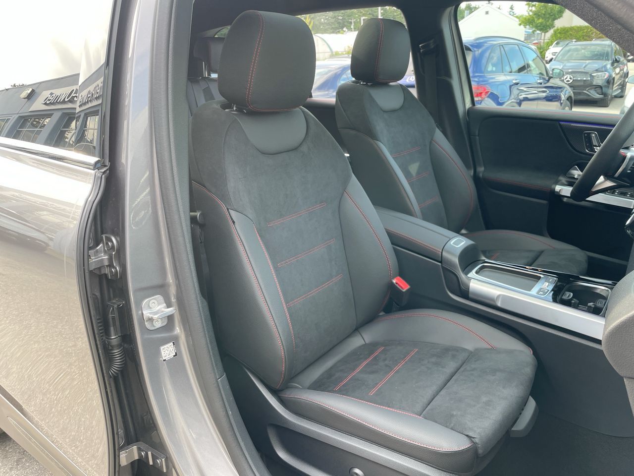 Mercedes-Benz GLB  2025 à Richmond, Colombie-Britannique