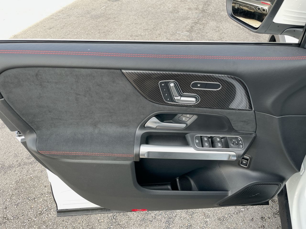 Mercedes-Benz GLB  2025 à Richmond, Colombie-Britannique