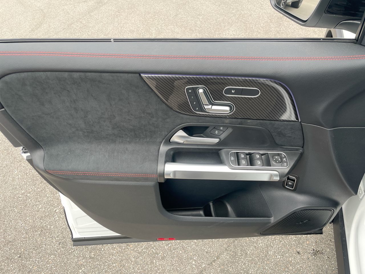 2025 Mercedes-Benz GLB in Richmond, British Columbia