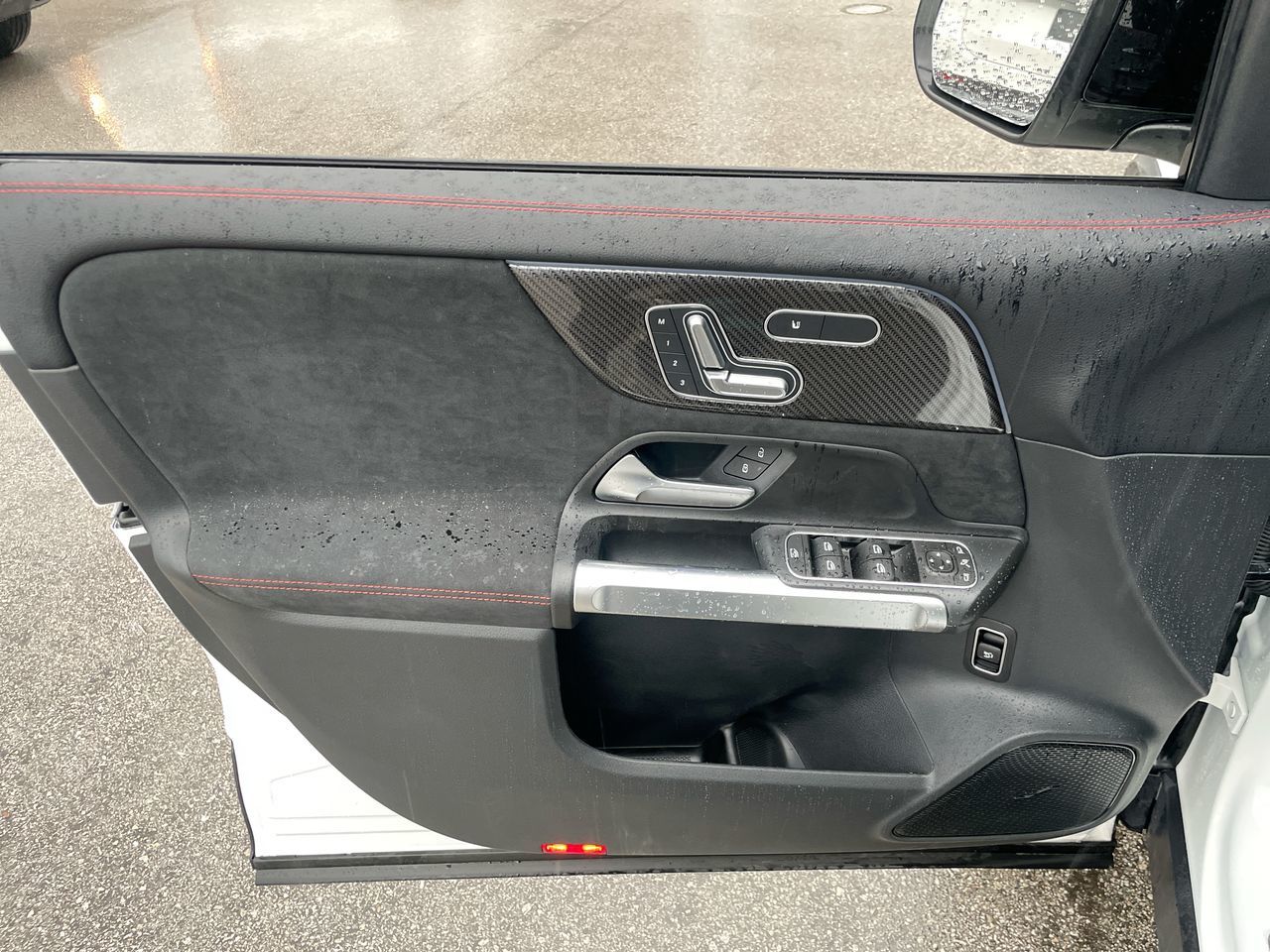 2026 Mercedes-Benz GLB