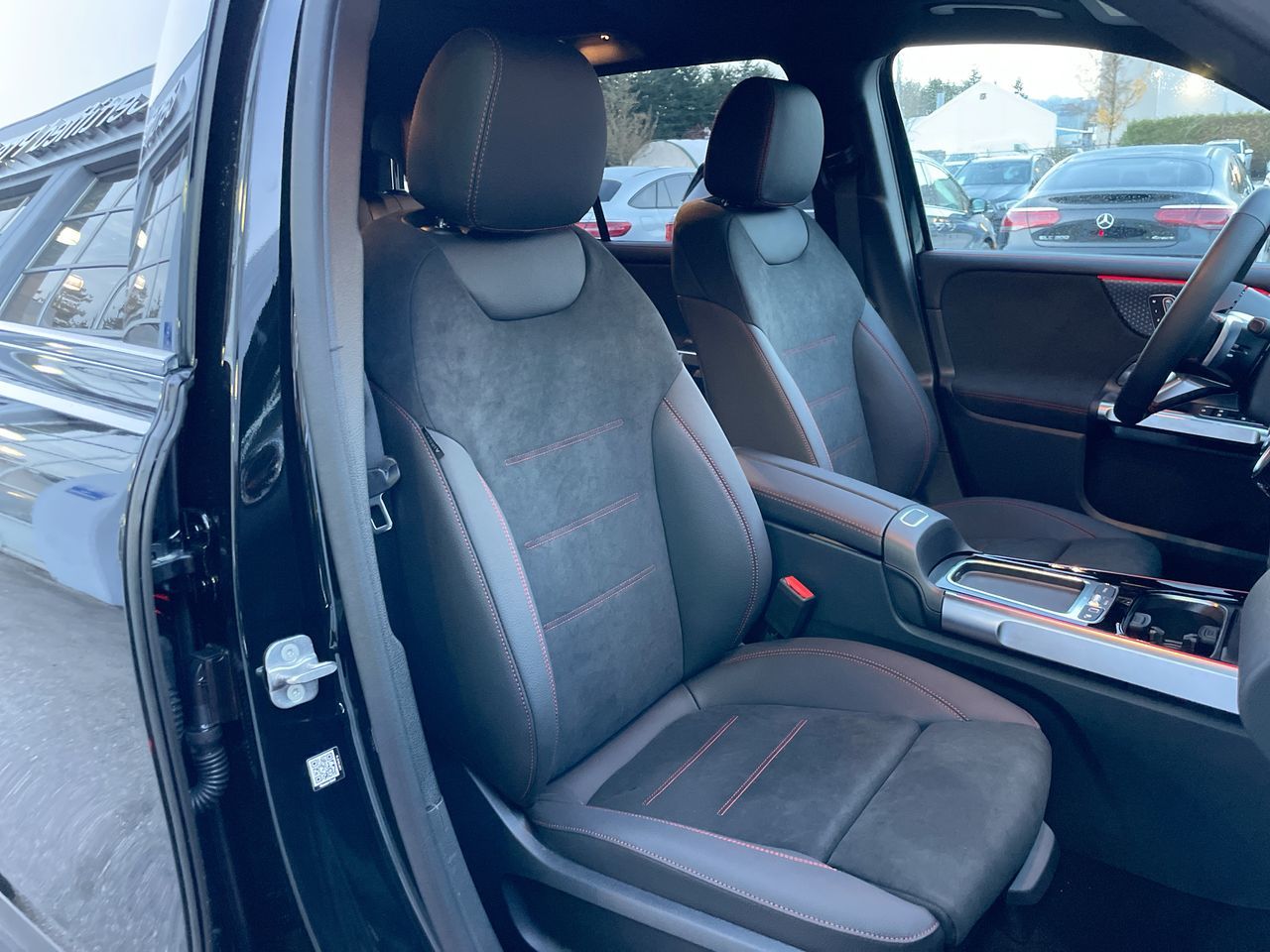 2026 Mercedes-Benz GLB