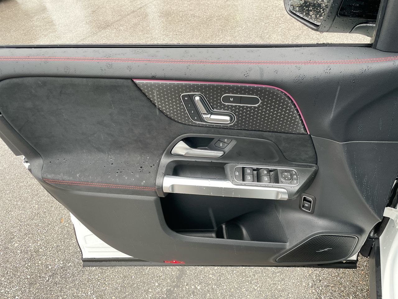 2026 Mercedes-Benz GLB