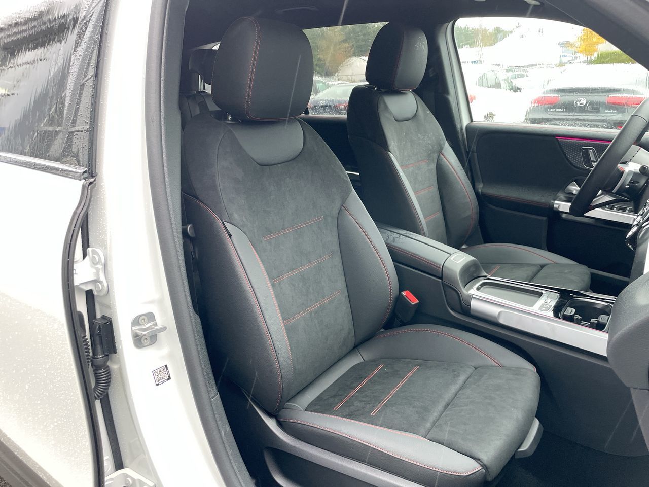 2026 Mercedes-Benz GLB