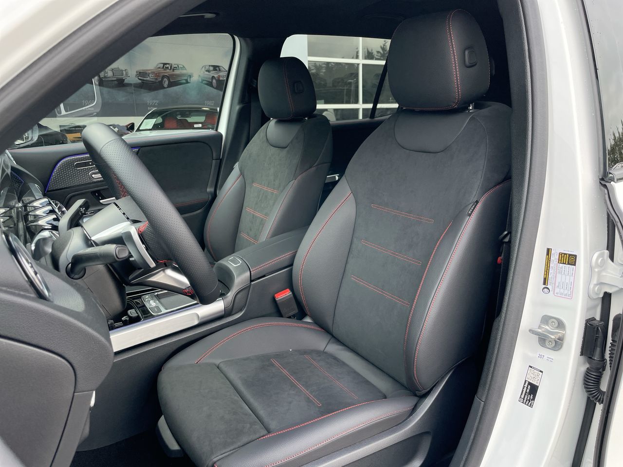 2026 Mercedes-Benz GLB