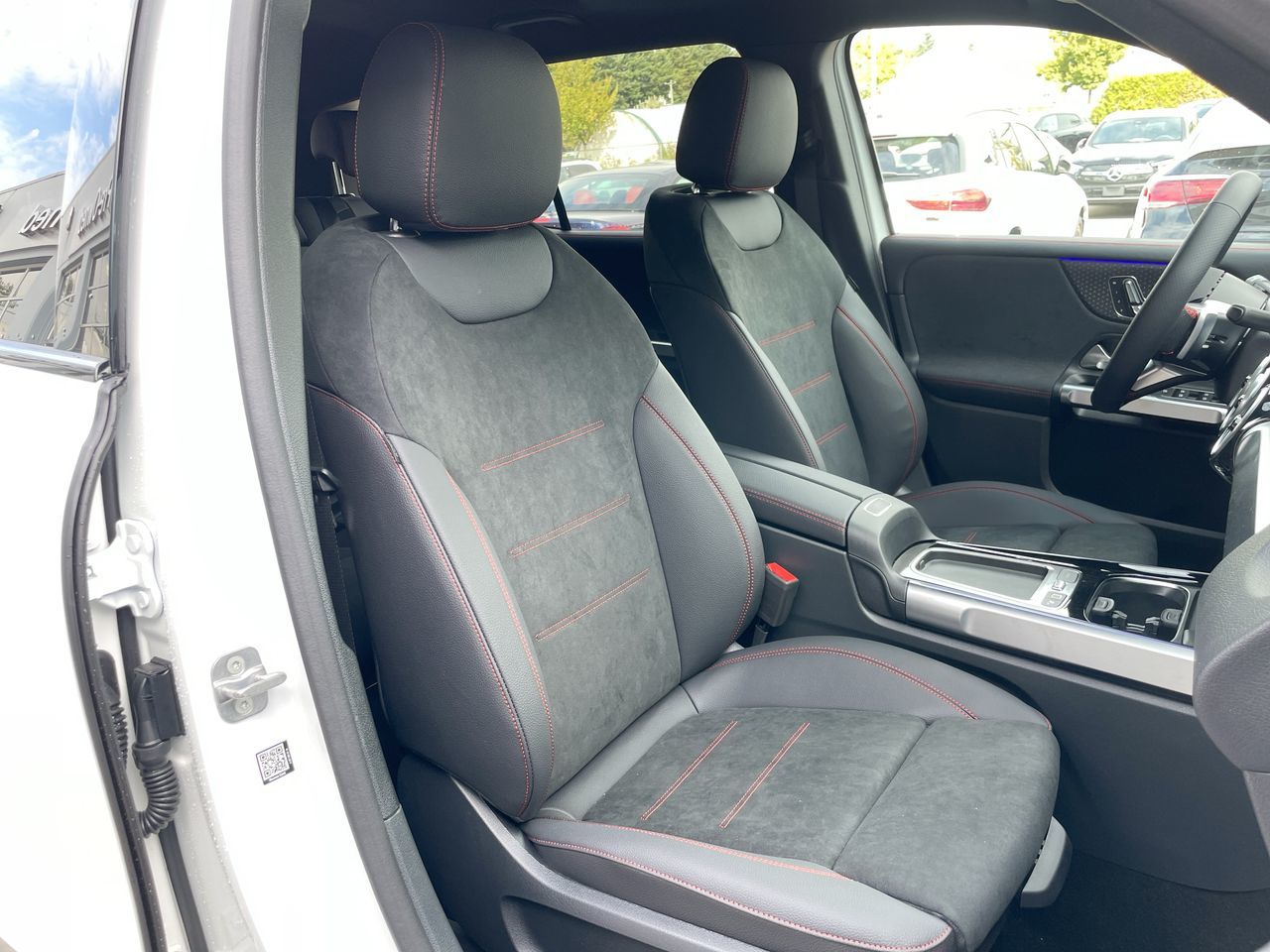 2026 Mercedes-Benz GLB