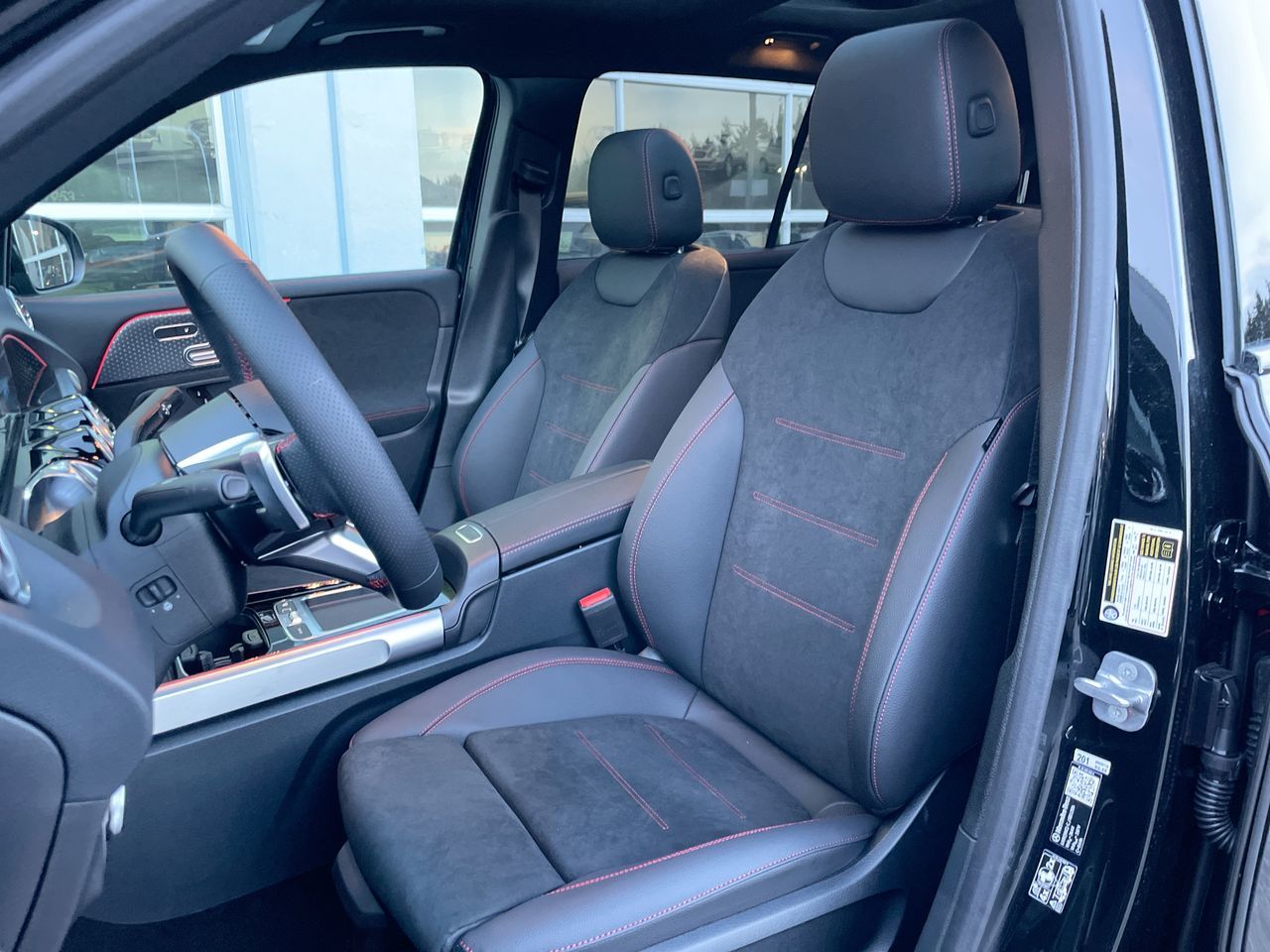 2026 Mercedes-Benz GLB