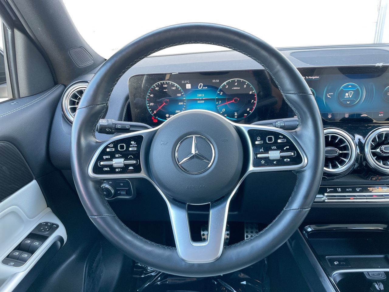 Mercedes-Benz GLB250  2022 à Richmond, Colombie-Britannique