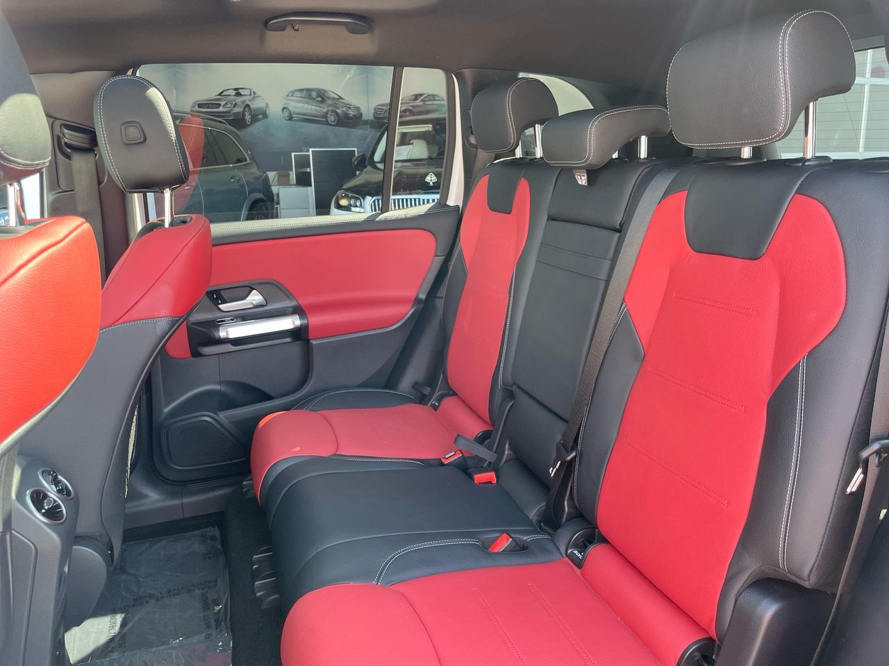 2022 Mercedes-Benz GLB250 in Richmond, British Columbia