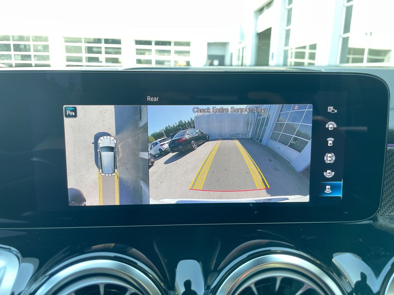 2022 Mercedes-Benz GLB250 in Richmond, British Columbia