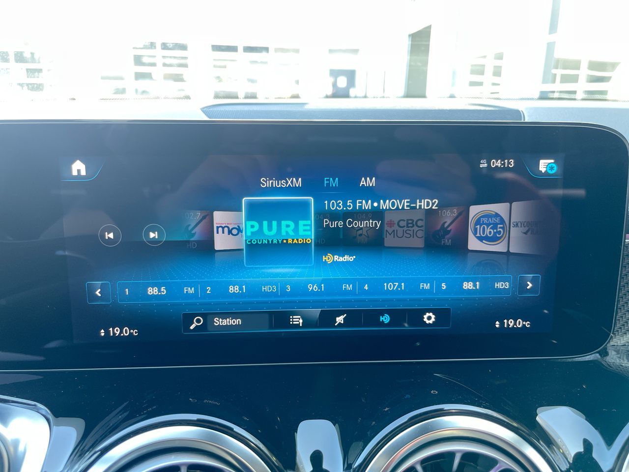 2022 Mercedes-Benz GLB250 in Richmond, British Columbia