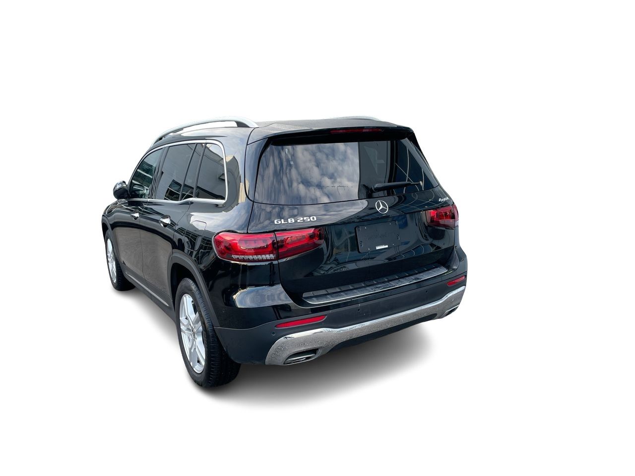 2022  GLB250