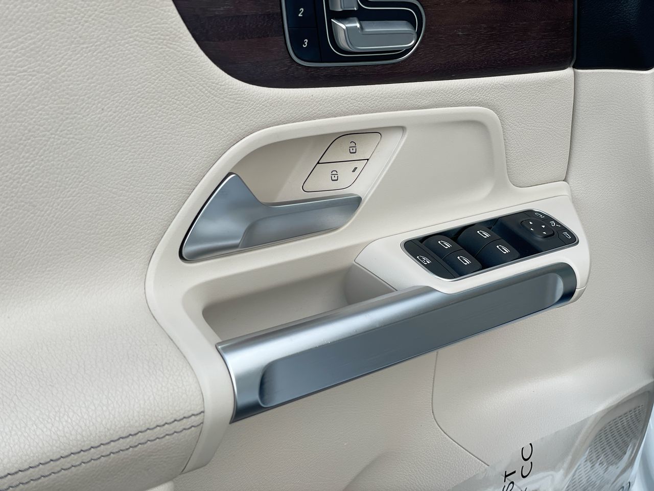 2022 Mercedes-Benz GLB250