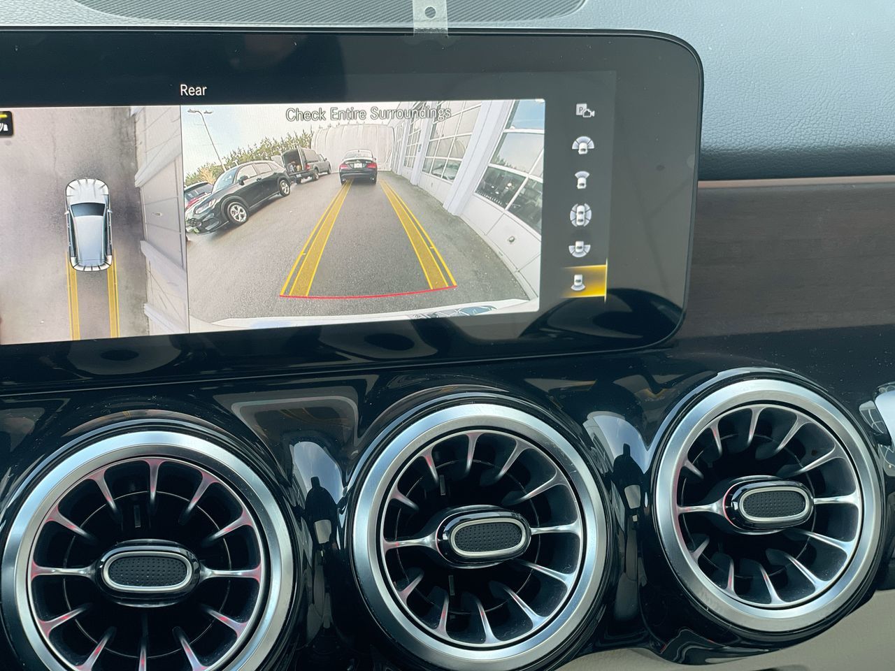 2022 Mercedes-Benz GLB250